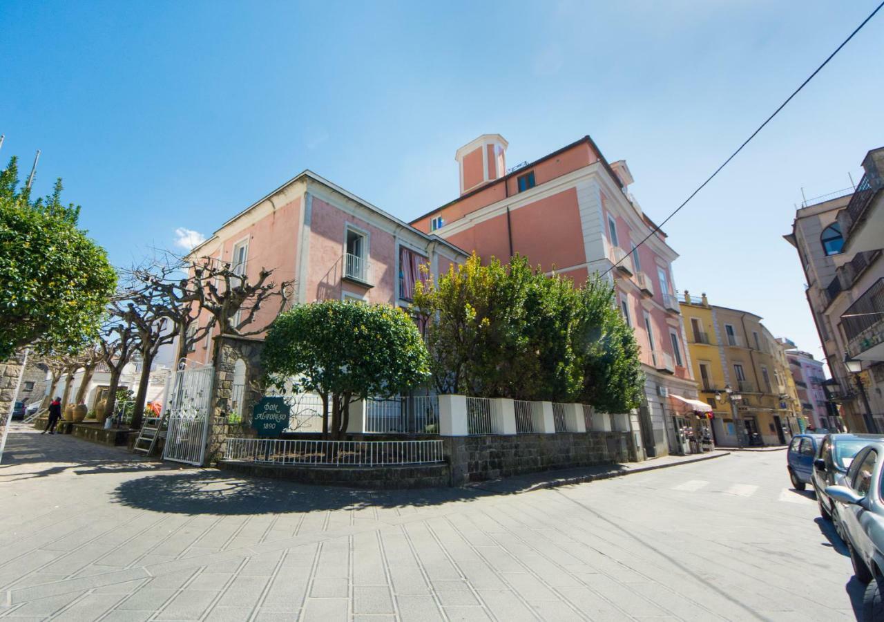 Maison Due Golfi SantʼAgata sui Due Golfi Buitenkant foto